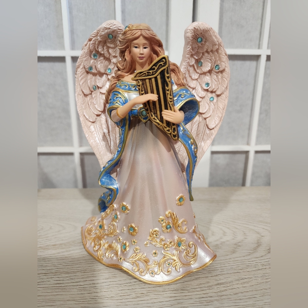 Hawthorne Village Heavenly Angel Jeweled Collection